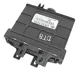 VW Golf 4 Bora Steuergerät Automatikgetriebe 01M927733HF AKL AEH 1,6 74kw 101PS