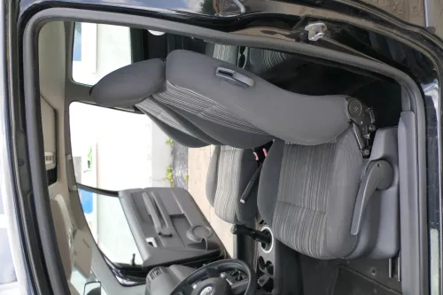 VW Fox Sitz Fahrersitz vorne links OHNEAirbag höhenverstellbar  v (169935)