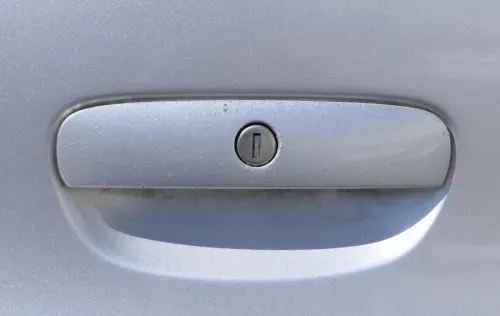 VW Polo 9N 9N3 Griff Heckkklappe Heckklappengriff silber LA7W