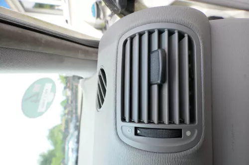 1x Audi A3 8L Lüftungsdüse Düse Lüftung links rechts grau