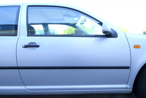 VW Golf 4 Tür vorne rechts Beifaahrertür 2/3-Türer silber grau LB7Z ohneAnbaute (170091)