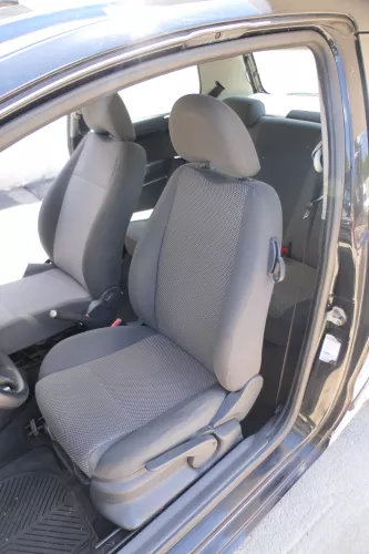 VW Fox Sitz Fahrersitz vorne links OHNEAirbag höhenverstellbar  v (170172)
