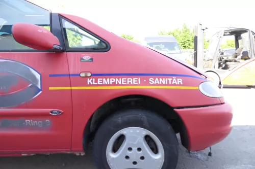 VW Sharan Kotflügel rechts vorne rot bis ca. Ende 1999 passend (170258)