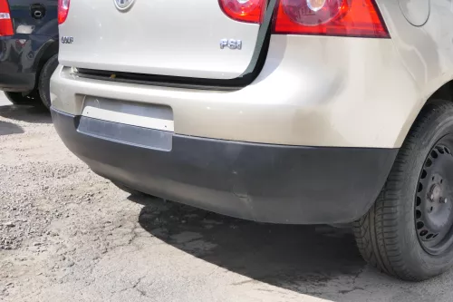 VW Golf 5 1K Limousine Stoßstange hinten Heckstoßstange besch beige gold LD1W (170391)