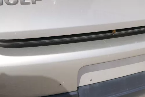 VW Golf 5 1K Limousine Stoßstange hinten Heckstoßstange besch beige gold LD1W (170391)