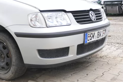 VW Polo 6N2 Stoßstange vorne Frontstoßstange Stoßfänger silber LB7Z + Grill (170481)