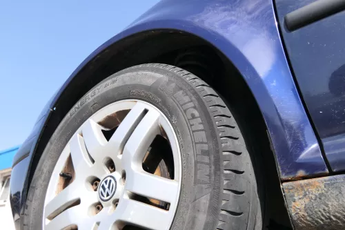 VW Golf 4 Kotflügel vorne links blau LB5N indigoblau blau indigo-blau (170508)