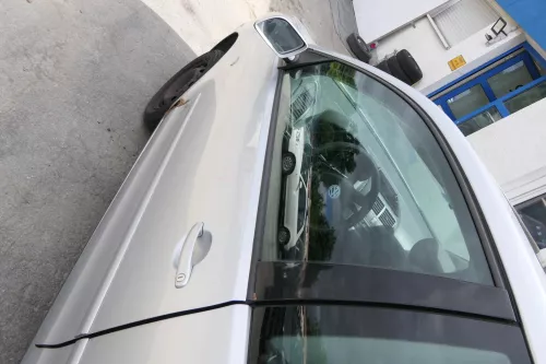 VW Polo 9N 9N3 Tür vorne links Fahrertür 2/3-Türer silber LA7W -ohne Anbauteile (170578)