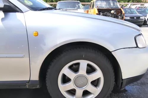 Audi A3 8L Kotflügel vorne rechts silber grau LY7M