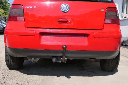 VW Golf 4 Limousine Stoßstange hinten Heckstoßstange Stoßfänger rot LP3G (171082)