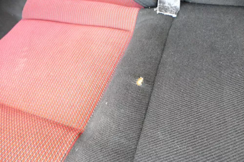 VW Golf 4 Limousine Sitz Rückbank Rücksitzbank hinten Sitze Sportsitze rot (171088)