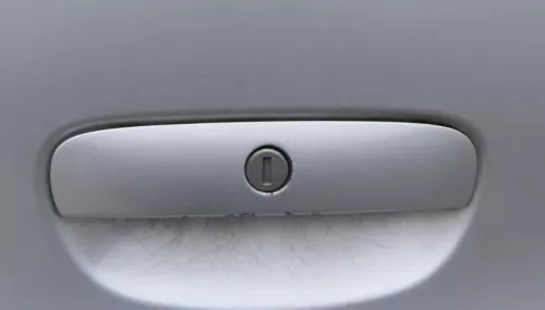 VW Polo 9N 9N3 Griff Heckkklappe Heckklappengriff silber grau LA7R