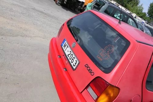 VW Polo 6N Heckklappe Klappe hinten Kofferraumklappe mit Scheibe rot LP3G (171172)