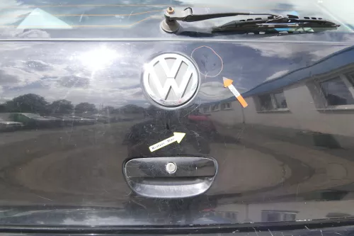 VW Polo 9N3 9N Heckklappe Kofferraumklappe Klappe schwarz L041 - Scheibe (171187)