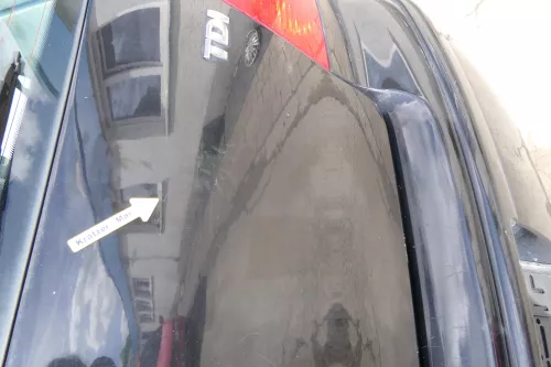 VW Polo 9N3 9N Heckklappe Kofferraumklappe Klappe schwarz L041 - Scheibe (171187)