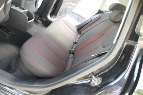 Seat Leon 1P Sitz Sitze hinten Rückbank Rücksitzbank 3 Punkt Lehne schwarz rot (171347)
