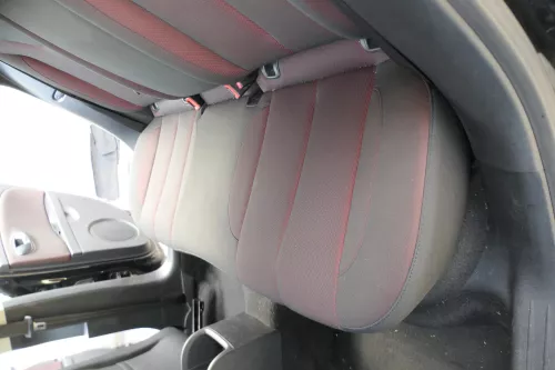 Seat Leon 1P Sitz Sitze hinten Rückbank Rücksitzbank 3 Punkt Lehne schwarz rot (171347)