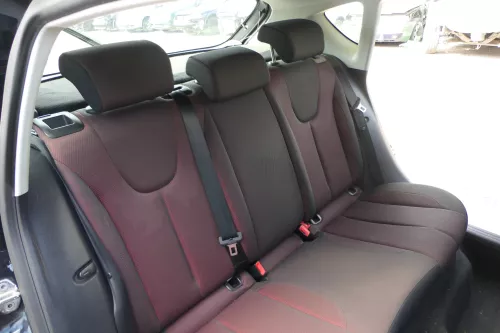 Seat Leon 1P Sitz Sitze hinten Rückbank Rücksitzbank 3 Punkt Lehne schwarz rot (171347)