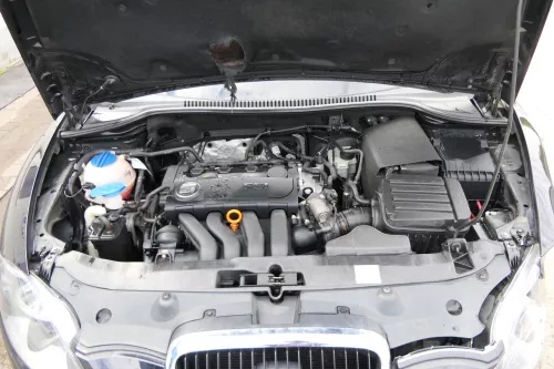 VW Golf 5 A3 8P Motorblock Motor Block 2,0 FSI 150PS BVY 134.000km (171385)