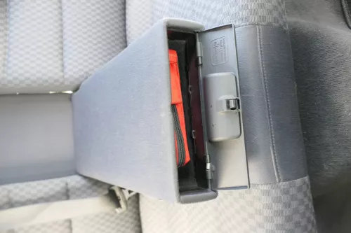 Audi A4 B5 Kombi Avant Rückbank Rücksitzbank Sitz Rücksitz 3 Punkt Gurt (171464)