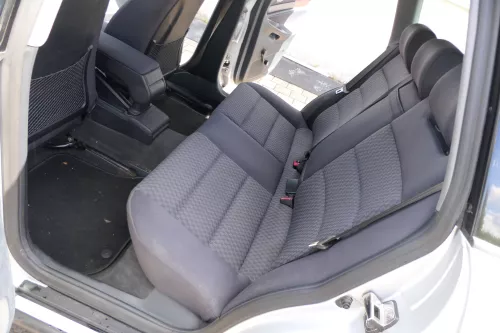 Audi A4 B5 Kombi Avant Rückbank Rücksitzbank Sitz Rücksitz 3 Punkt Gurt  (171464)