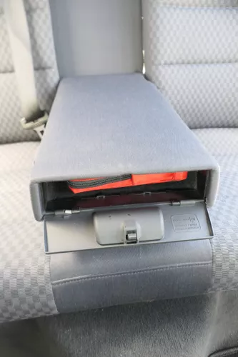 Audi A4 B5 Kombi Avant Rückbank Rücksitzbank Sitz Rücksitz 3 Punkt Gurt  (171464)