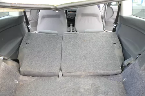 VW Polo 9N 9N3 Sitz Rückbank Sitzfläche Sitze 3 Punkt Gurt hinten mit Kopfstütze (171553)