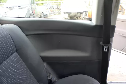 VW Polo 9N 9N3 Sitz Rückbank Sitzfläche Sitze 3 Punkt Gurt hinten mit Kopfstütze (171553)