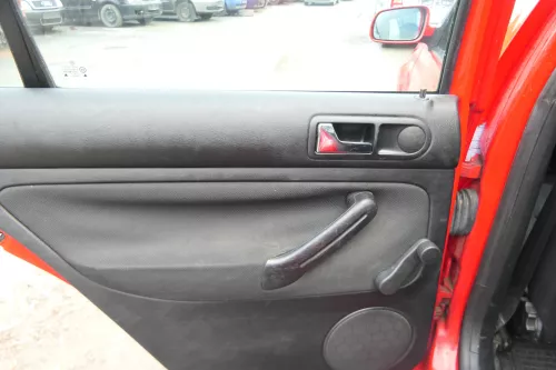 1x VW Golf 4 1J Limousine Türverkleidung Verkleidung Tür hinten links schwarz (171598)