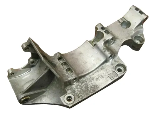 VW Golf 4 Bora Konsole Aggregateträger Halter Lichtmaschine 06A903141P 2,0
