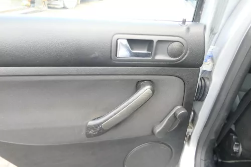 1x VW Bora Limousine Türverkleidung Verkleidung Tür hinten links (171793)