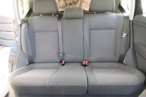 VW Polo 9N 9N3 Sitz Rückbank Sitzfläche Sitze 3 Punkt Gurt hinten mit Kopfstütze (171833)