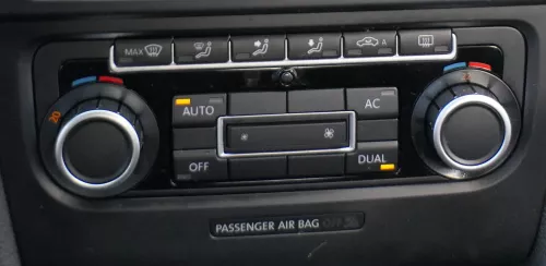 VW Golf 6 Eos Caddy Steuergerät Klimaanlage Klimabedienteil 5K0907044DT Heizung (171886)