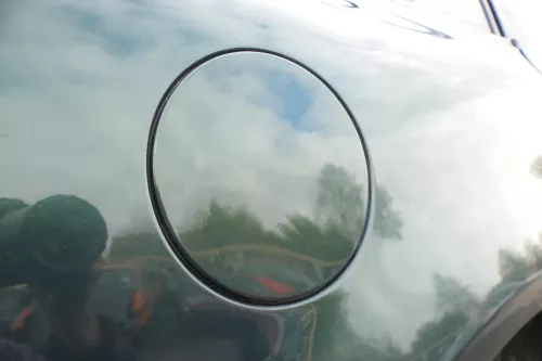 VW Passat 3B Limousine Tankdeckel Klappe Tankklappe Deckel Tank grün LC6N