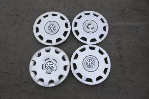 original 4 x VW Bora Golf 4 Beetle Radkappe Radzierkappe 15 Zoll 1C0601147L /H