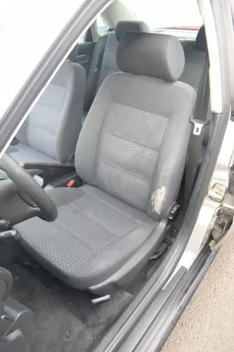 Audi A4 B5 Sitz Fahrersitz vorne links höhenverstellbar  (172003)