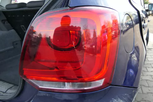 VW Polo 6R Rücklicht hinten rechts 6R0945096AH Rückleuchte Lampenträger orig