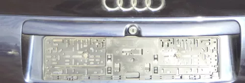 Audi A4 B5 Limousine Griff Heckklappe Heckklappengriff blau LZ5L biscaBj.1999