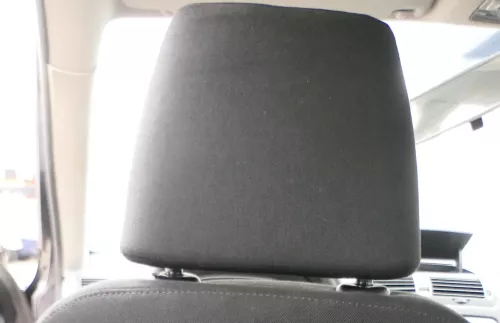 Skoda Octavia 1Z Sitz vorne links oder rechts Kopfstütze Kopfstützen schwarz (172547)
