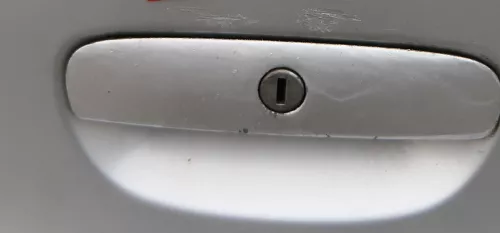 VW Polo 9N 9N3 Griff Heckkklappe Heckklappengriff silber LA7W (172673)