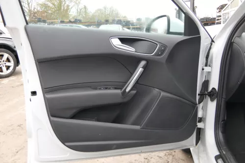 1x A1 8X Türverkleidung Verkleidung Tür vorne links schwarz  4/5-Türer (172949)