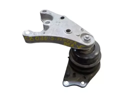 Polo 6R Fabia Motorlager Motorhalter Lager Motor Halter rechts Stütze A1