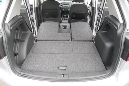 VW Golf 5M Plus Sitze Rückbank Rücksitzbank Lehne hinten schwarz(ohneKopfstützen (173187)