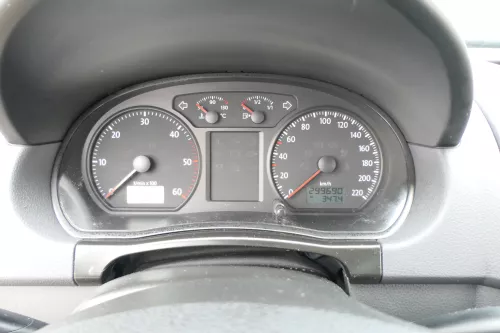 VW Polo 9N 3Tacho Tachometer Kombiinstrument 299.000km 6Q0920825F 1,4TDI BNV BNM (173237)