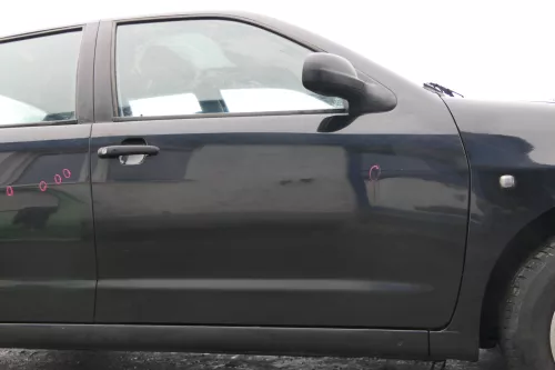 VW Polo Variant Kombi 6Kv oder Caddy 9Kv Tür vorne rechts schwarz LA9Y ohneAnbau (173262)