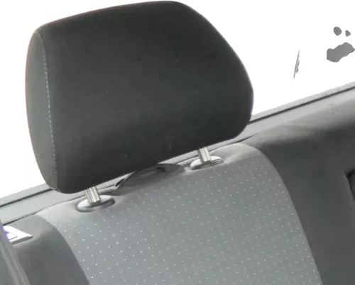 1x VW Golf 4 Bora Kopfstütze hinten weiße Nähte schwarz rechts oder links