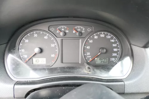 VW Polo 9N Tacho Tachometer Kombiinstrument 218.000km 6Q0920800P 1,2 47kw 40kw (173453)
