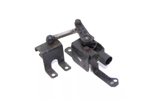 VW Golf 5 A3 Touran 8P Sensor Leuchtweitenregulierung Niveausensor 1K0941273L hi (173658)