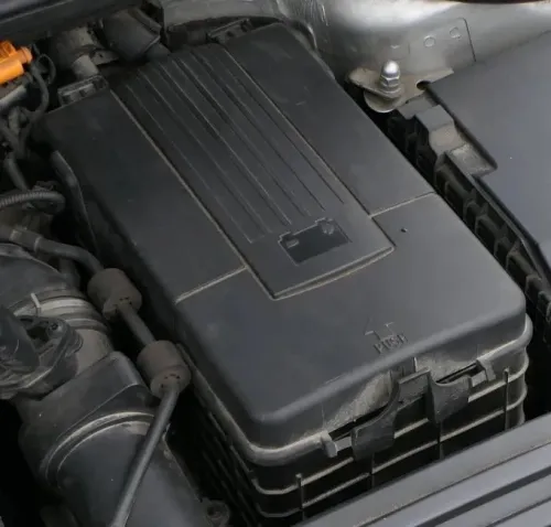 VW Tiguan 5N Eos Touran Batteriekasten Kasten Abdeckung Batterie  ca. 30cm (174365)