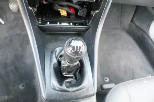 Audi A6 4B Schaltknauf Schaltsack Schaltknüppel original 6-Gang Leder  (174553)